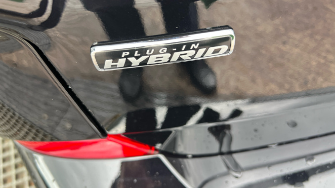 Ford Transit Custom 320 L1 Petrol Fwd 2.5 PHEV 232ps H1 Double Cab Van Sport Auto [NI] - Image 40